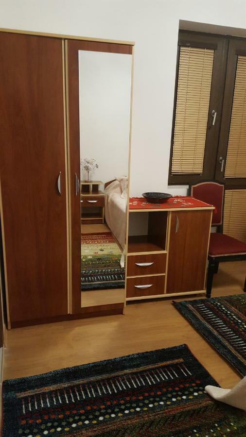 شقة Casa Soarelui Roşu المظهر الخارجي الصورة