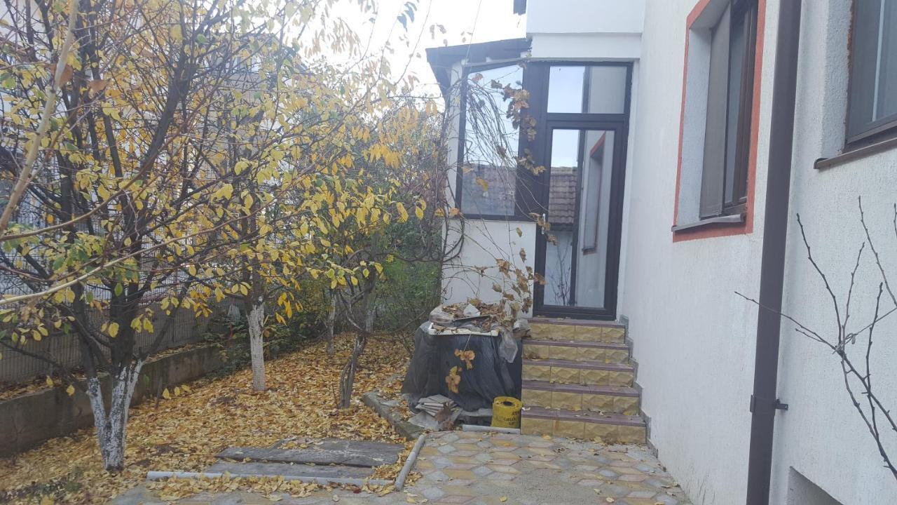 شقة Casa Soarelui Roşu المظهر الخارجي الصورة
